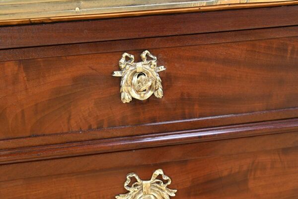 Commode en Acajou de Cuba, époque Louis XVI – 2ème Partie XVIIIe