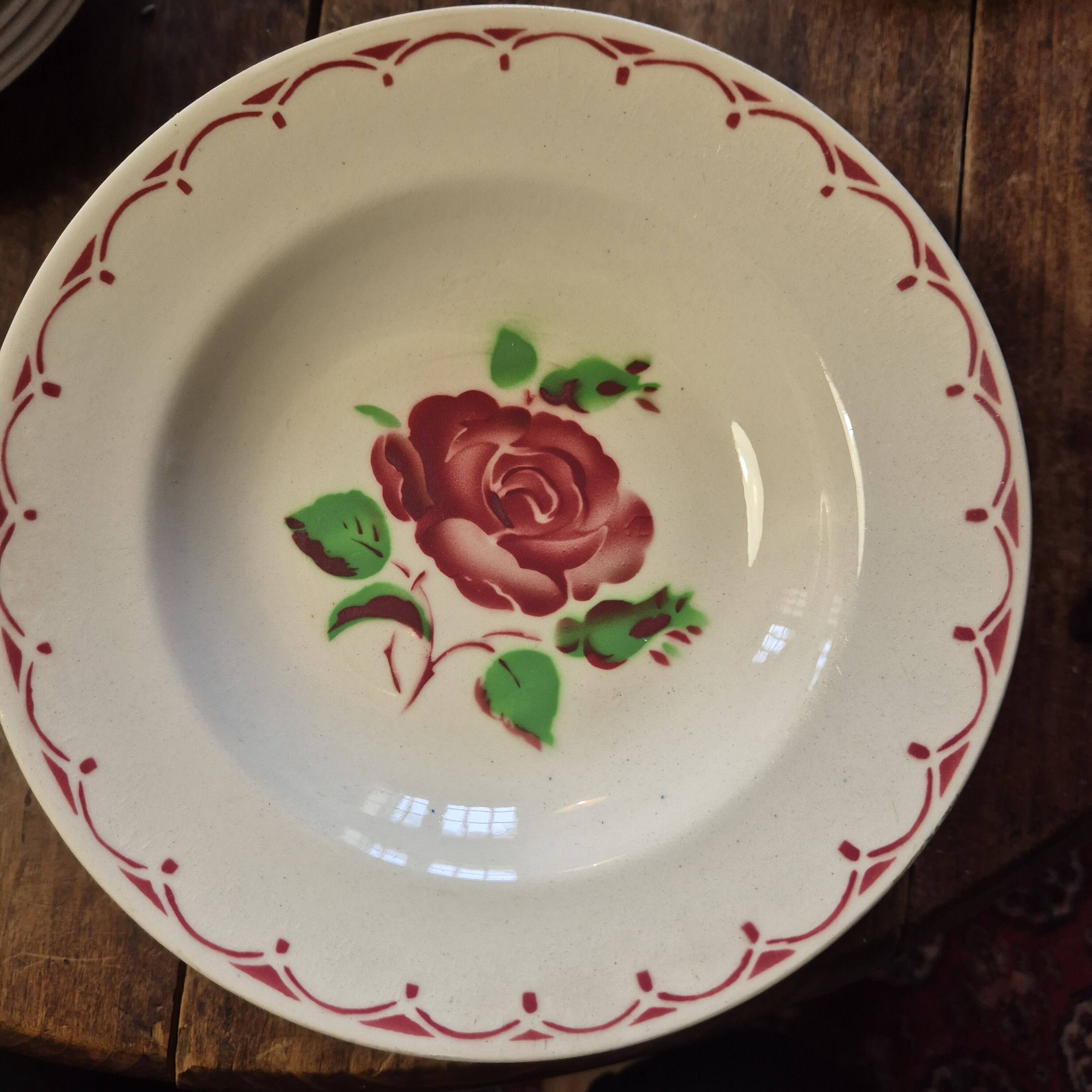 Deep plates Badonviller pink Digoin