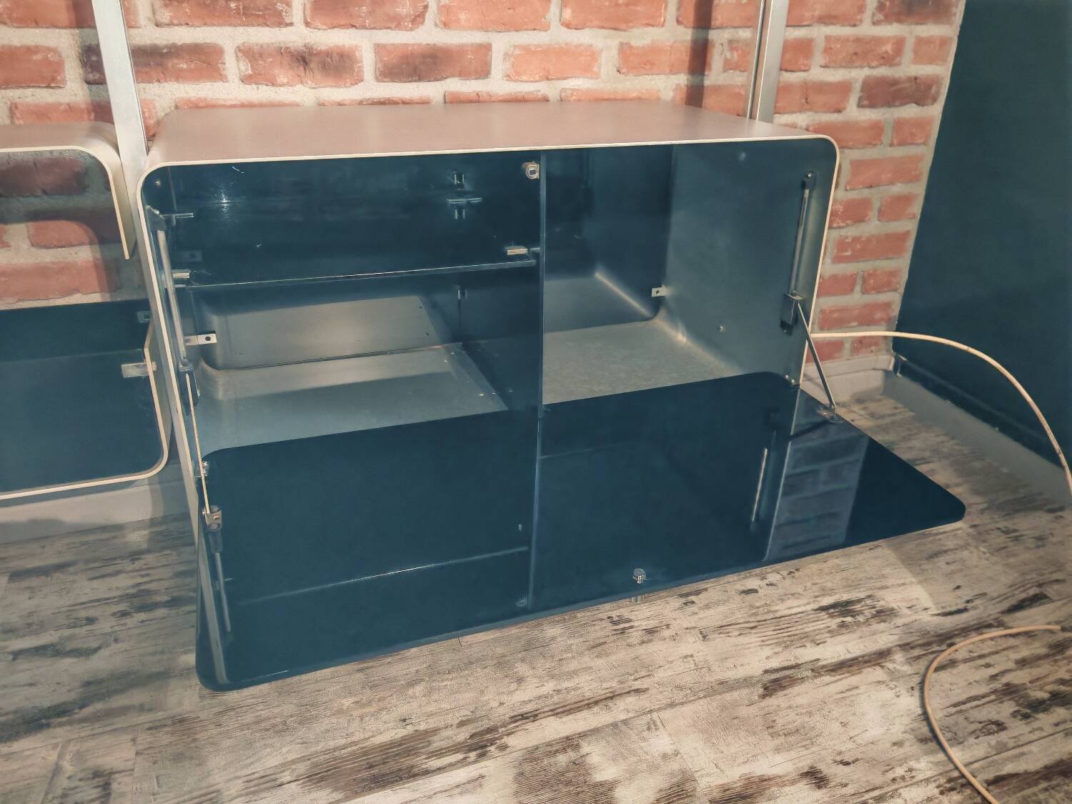 Roche Bobois library