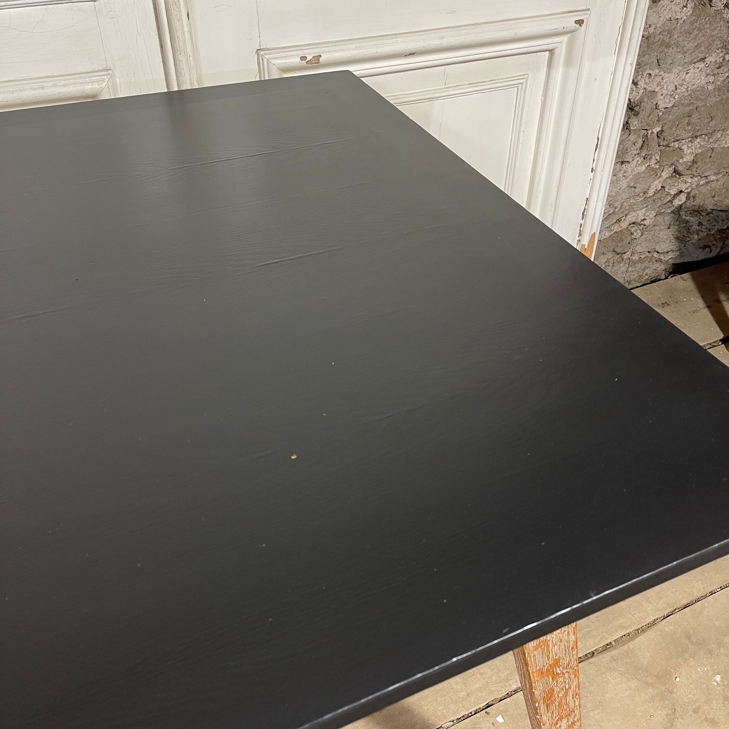 Oak table compass legs