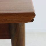 Danish sixties design teakwood extendable dining for Glostrup Møbelfabrik