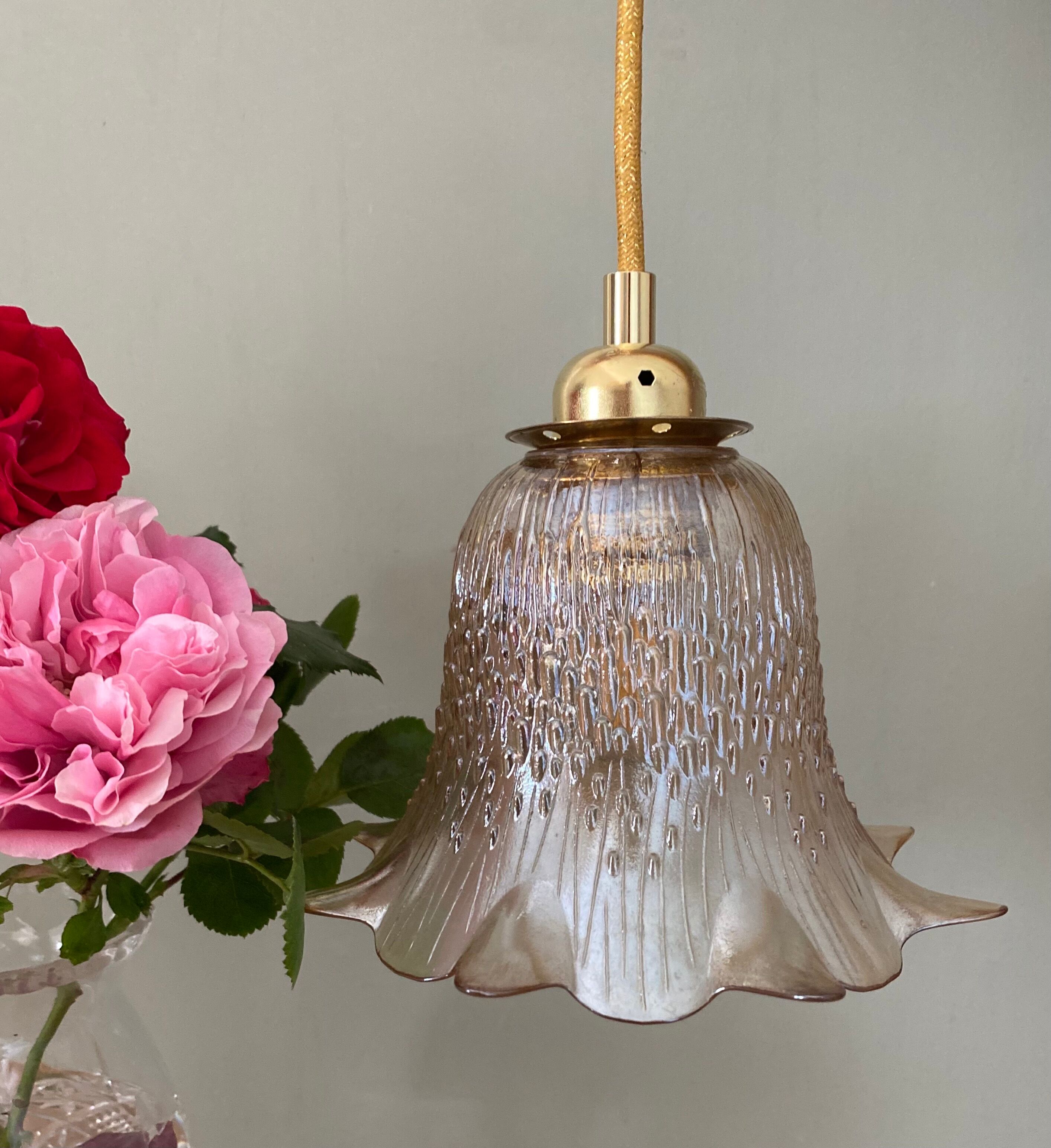 Vintage tulip ride in amber and pearlescent glass