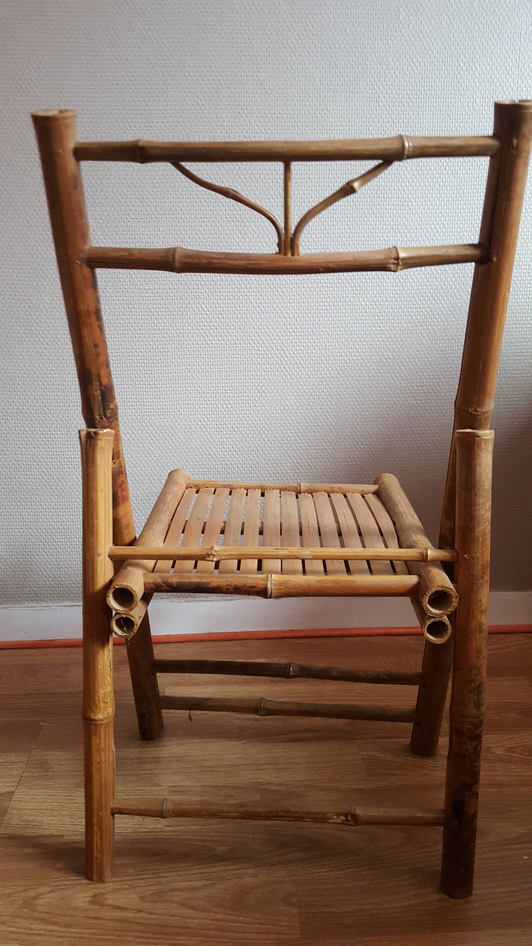 Chaise pliante en bambou