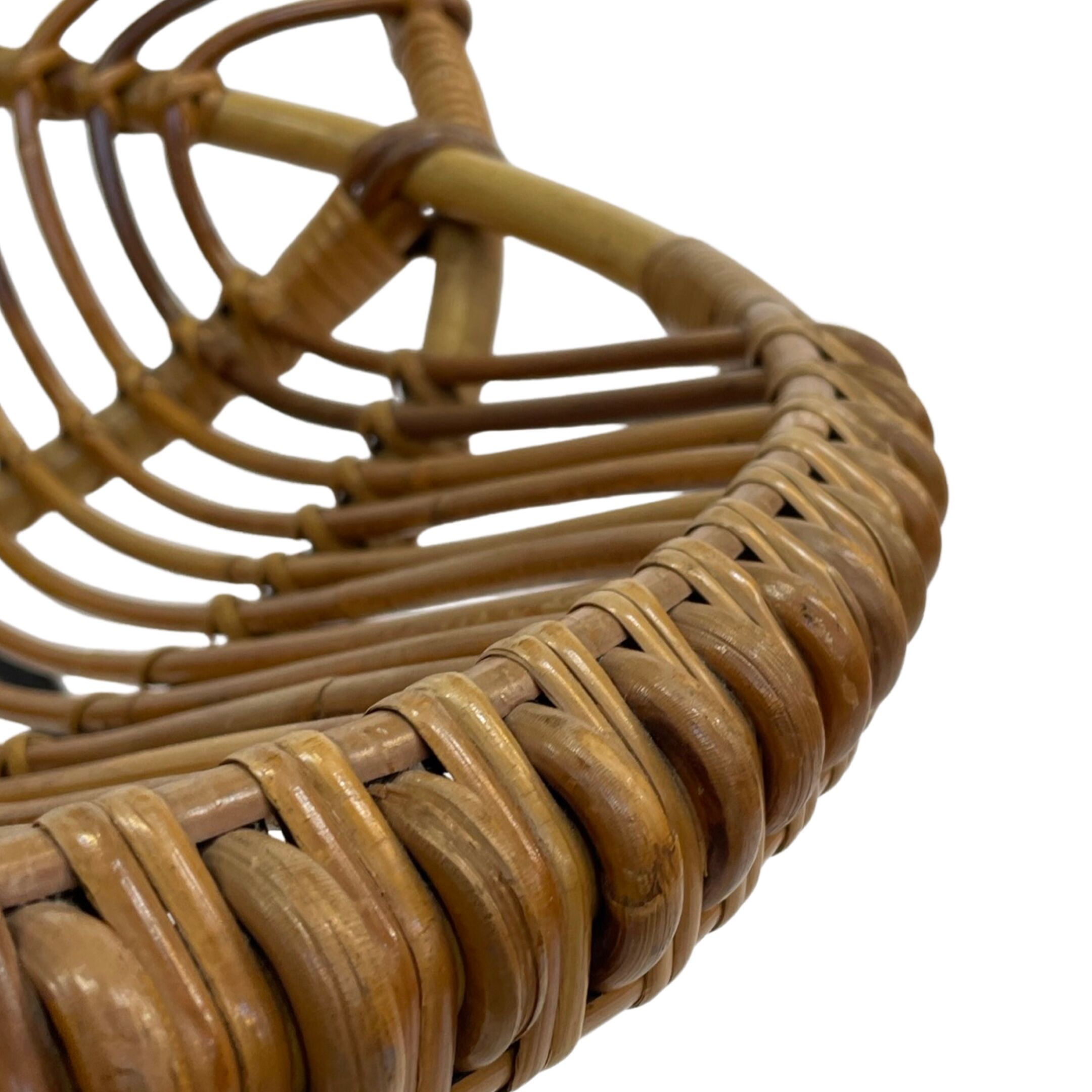 Tripod Rattan easy chair by Dirk van Sliedregt Rohe Noordwolde 1960 in the Netherlands