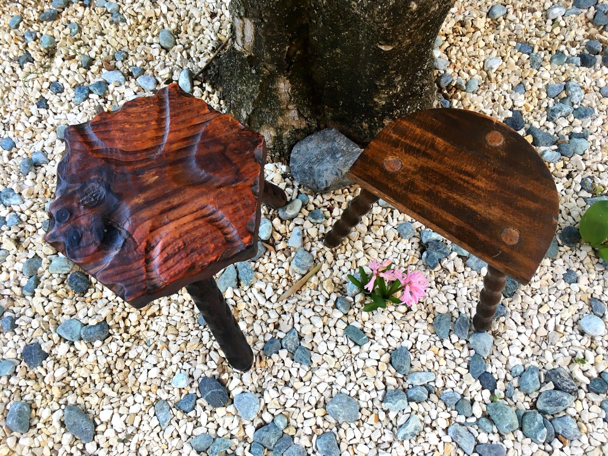 2 vintage tripod stools 1960