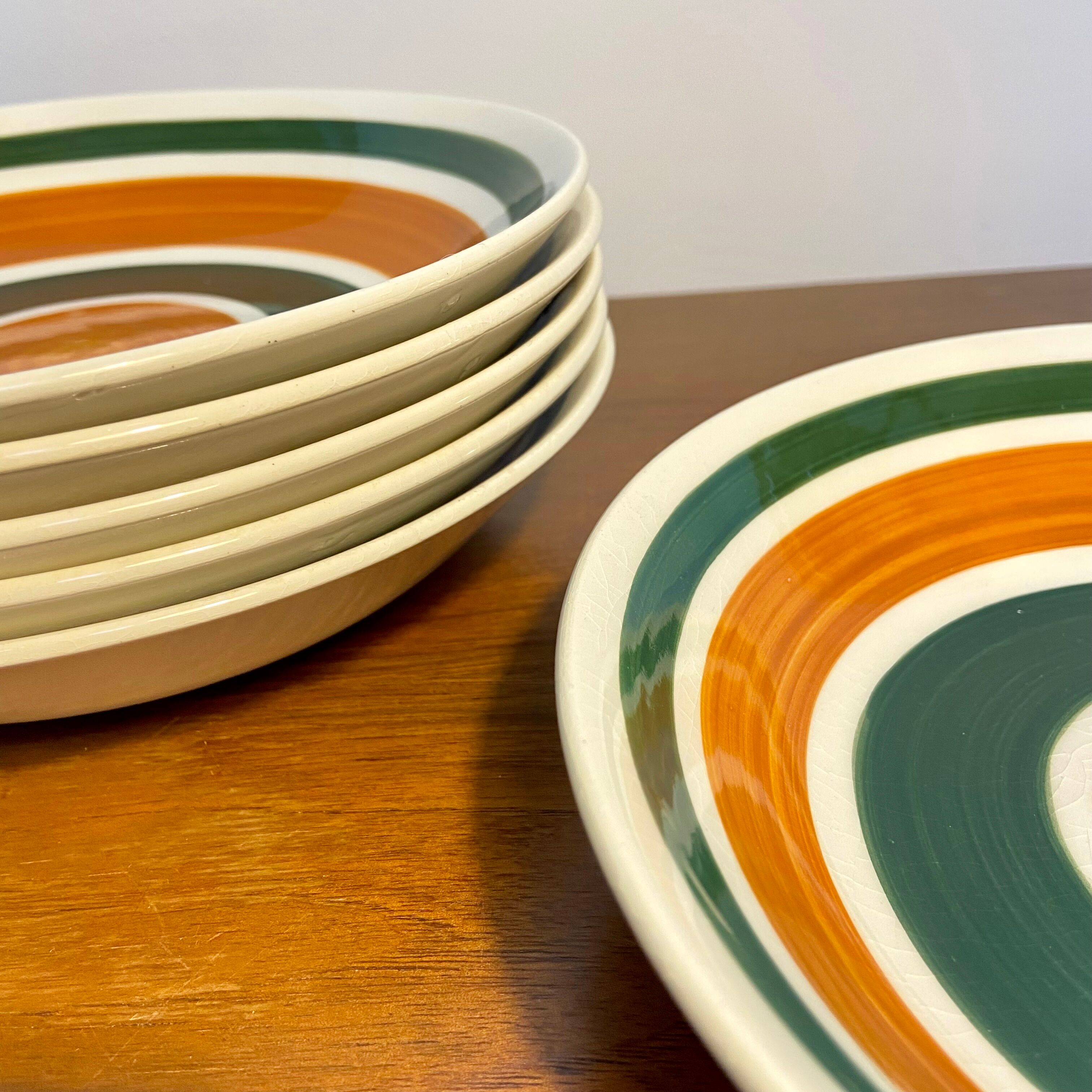 Service in faience of Gien 70s