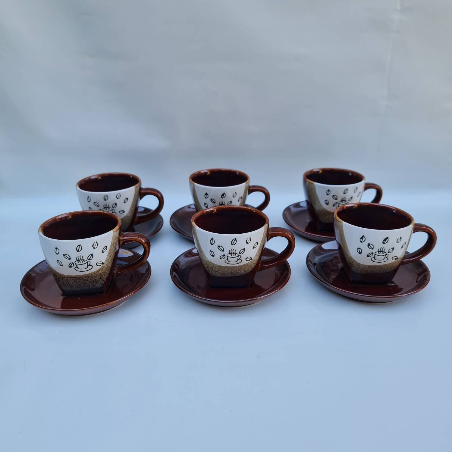 Large ceramic coffee mugs