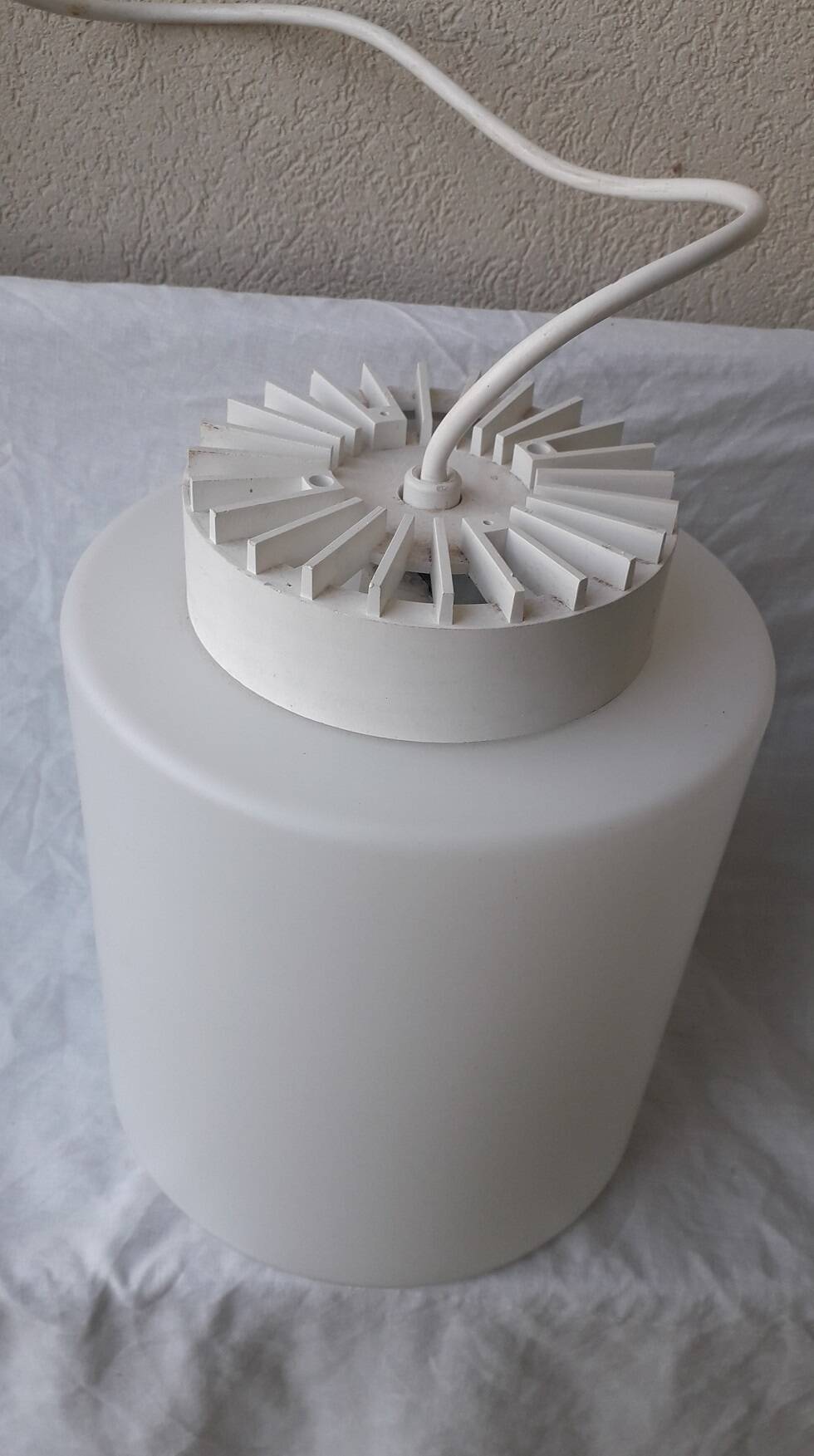 Lita opaline suspension