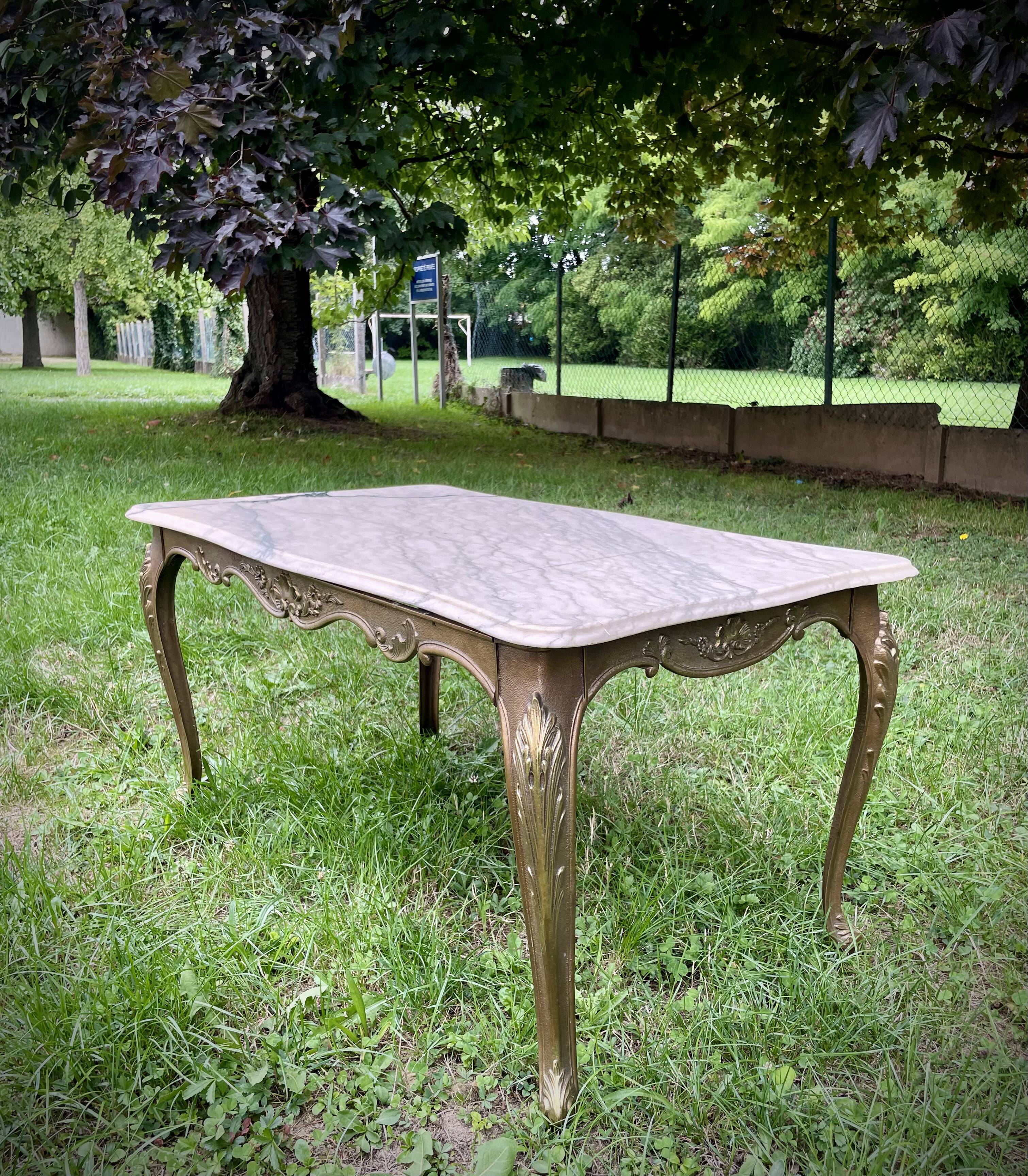 Louis XV style solid marble coffee table - Vintage Rococo