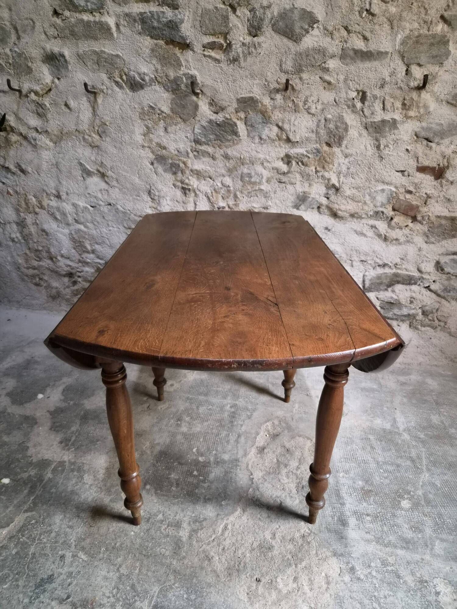 Table à abattants ancienne en chêne français, table à manger ronde, vers 1880–1920