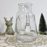 Pichet en verre soufflé et ciselé