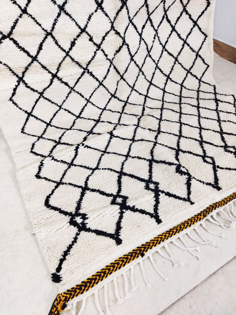 Moroccan Berber rug Beni Ourain 250x140cm