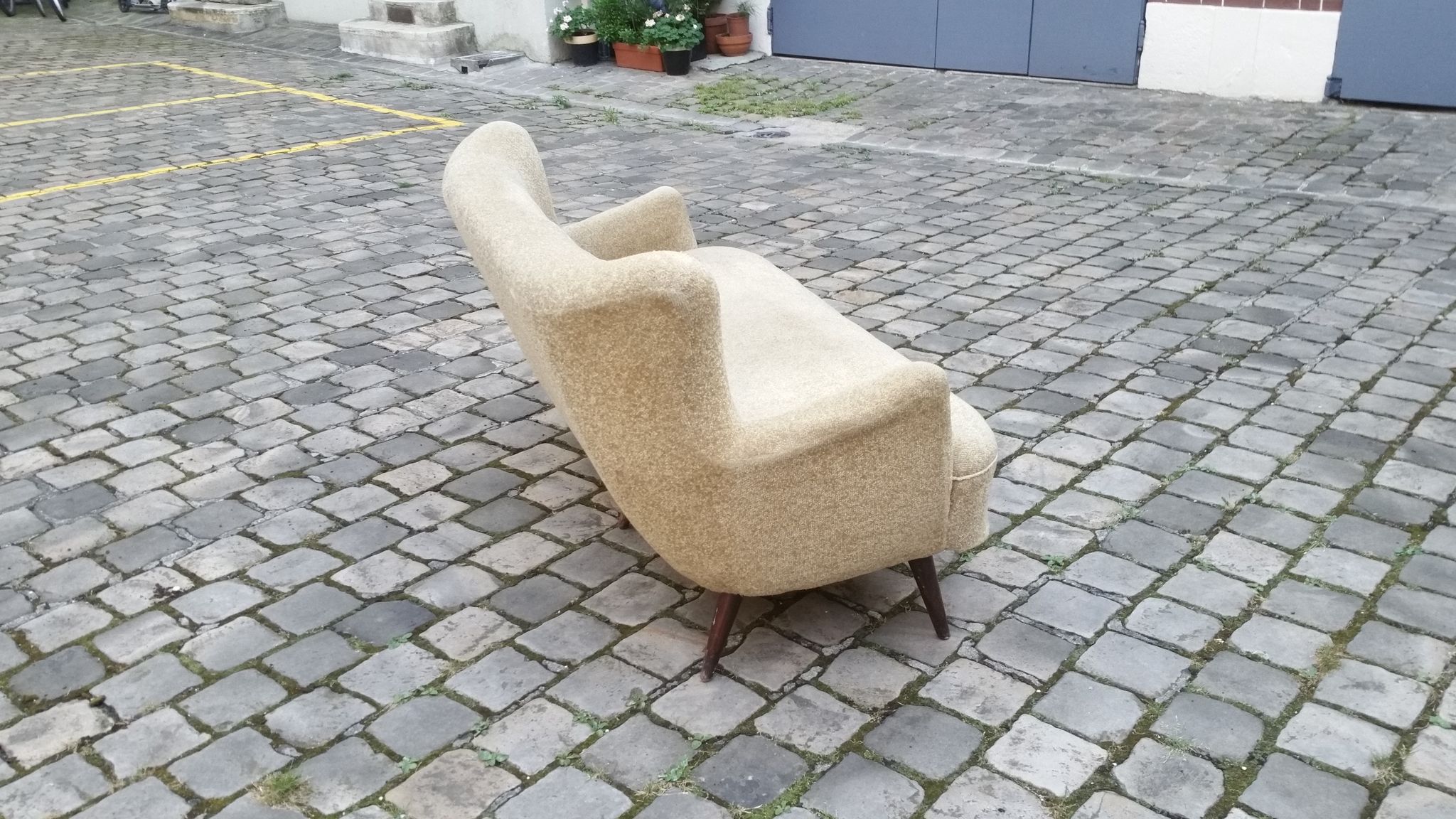 Canapé sofa Club Wing EGG chair organic annéee 50