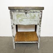 Commode en fer industriel gris, années 1950