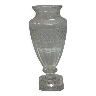 Glass vase