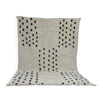 Large Moroccan Berber rug in cream wool with black patterns 290 x 200 cm