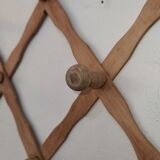 Accordion coat rack
