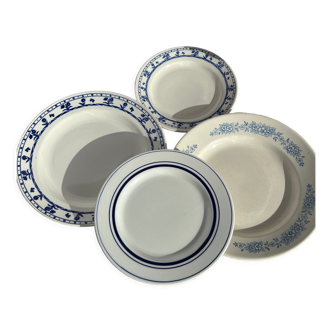 Ensemble 4 assiettes porcelaine bleues et blanches dépareillées signées lot A