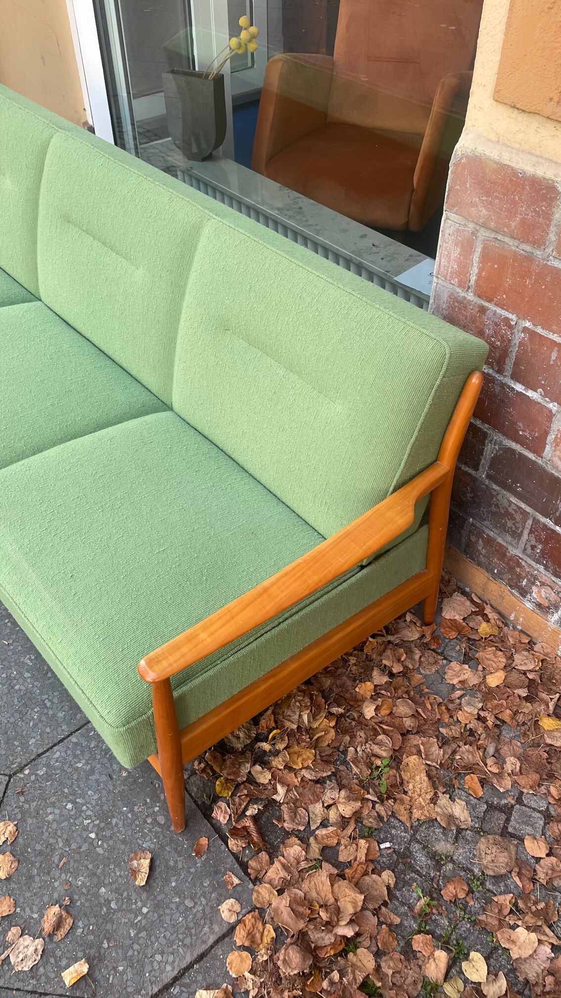 Daybed of the 60s vintage in wood and fabric