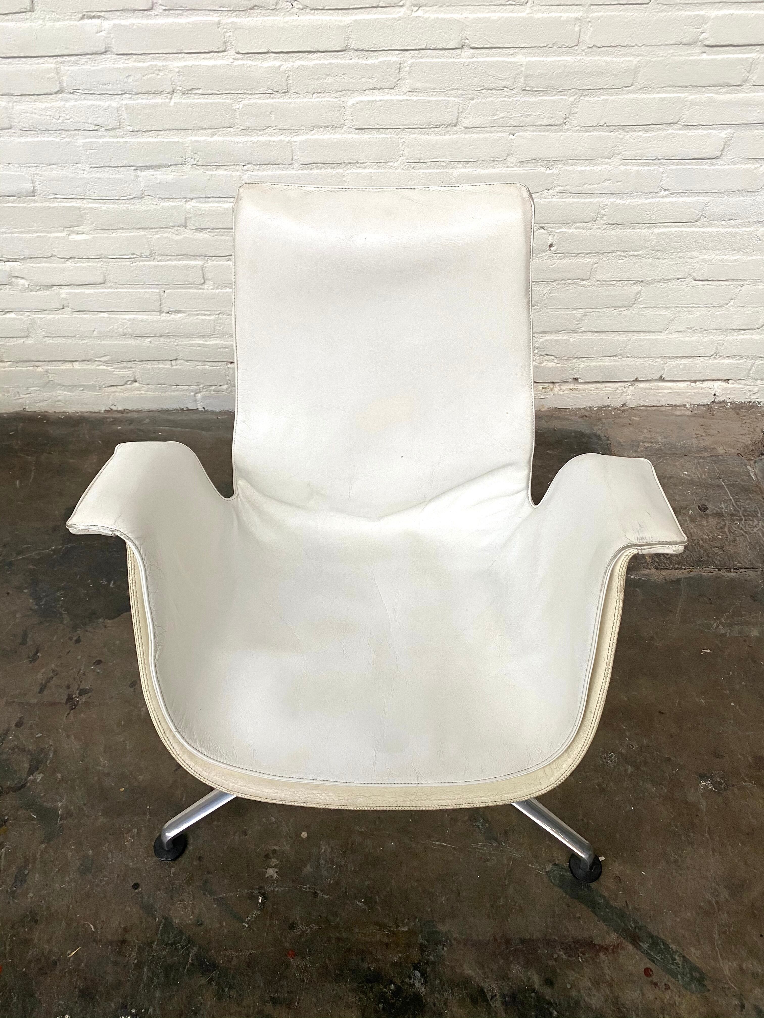 Vintage White Leather "Bucket Chair" by Fabricius and Kastholm for Kill international, set of 2.