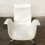 Vintage White Leather "Bucket Chair" by Fabricius and Kastholm for Kill international, set of 2.