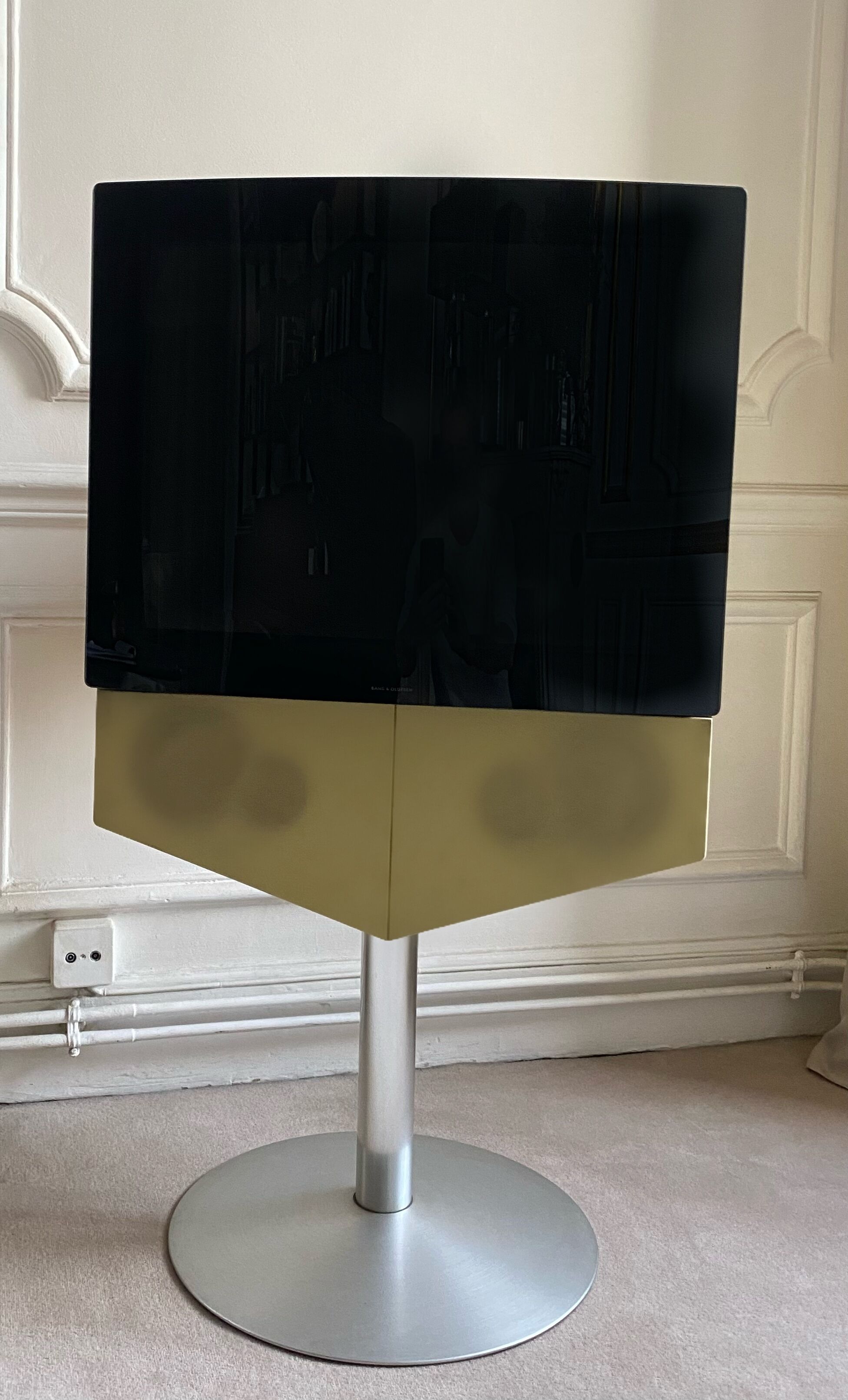 Beovision 1 ls tv from bang & olufsen