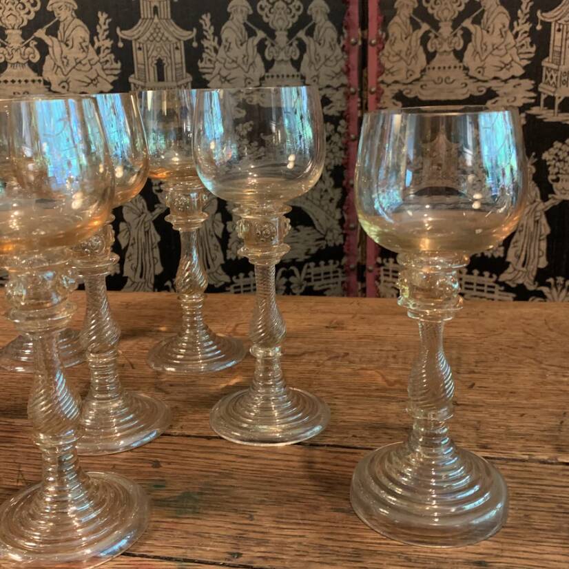 Suite of 12 Moselle wine glasses