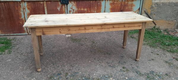 Table de ferme sapin