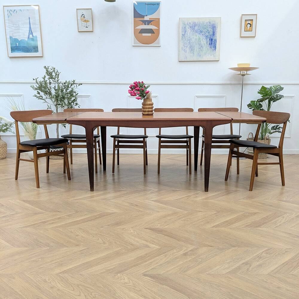 Table manger scandinave