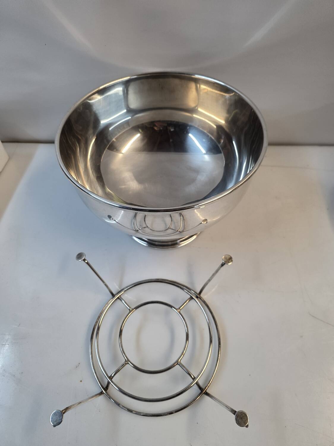 Silver-plated metal champagne bucket