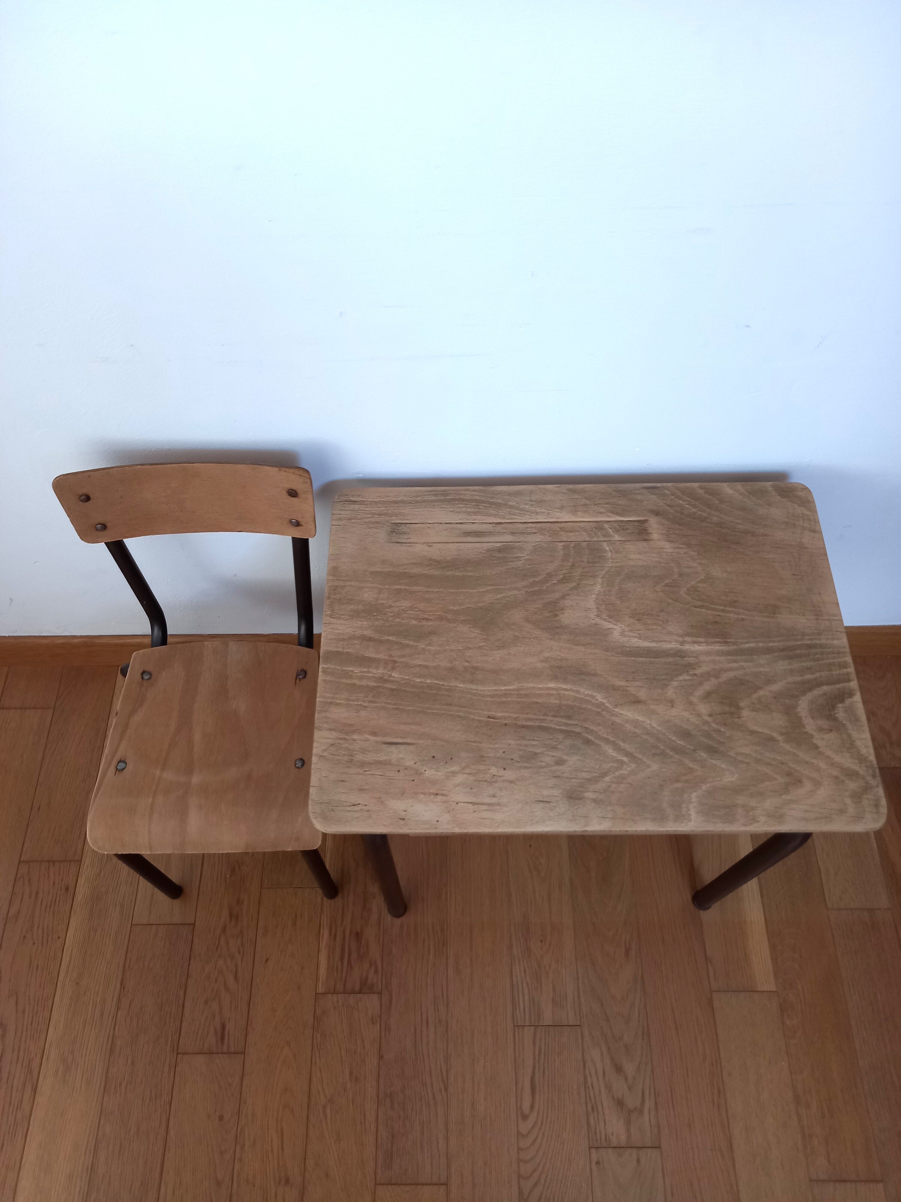 Ensemble bureau & chaise enfant