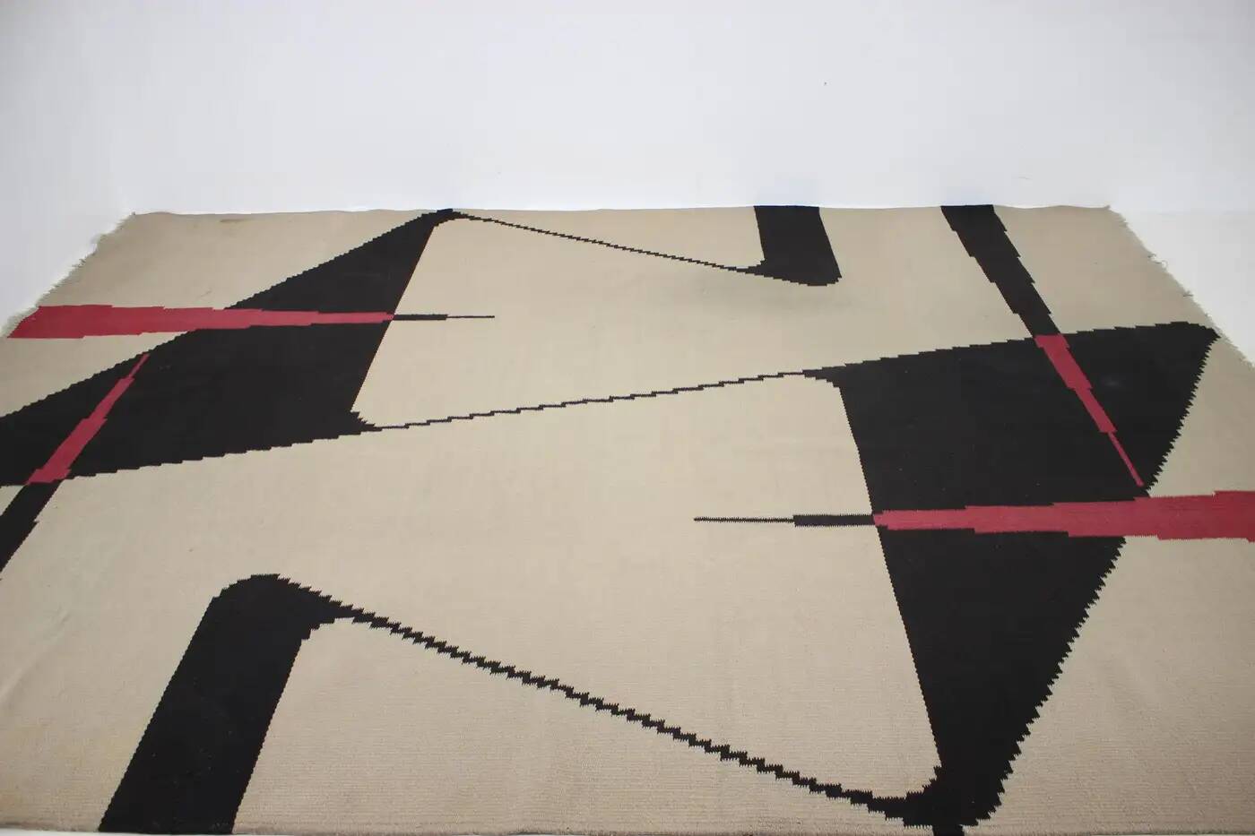 Midcentury kilim abstract design geometric rug / carpet, 1960s