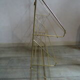Shelf wall steel wire gold