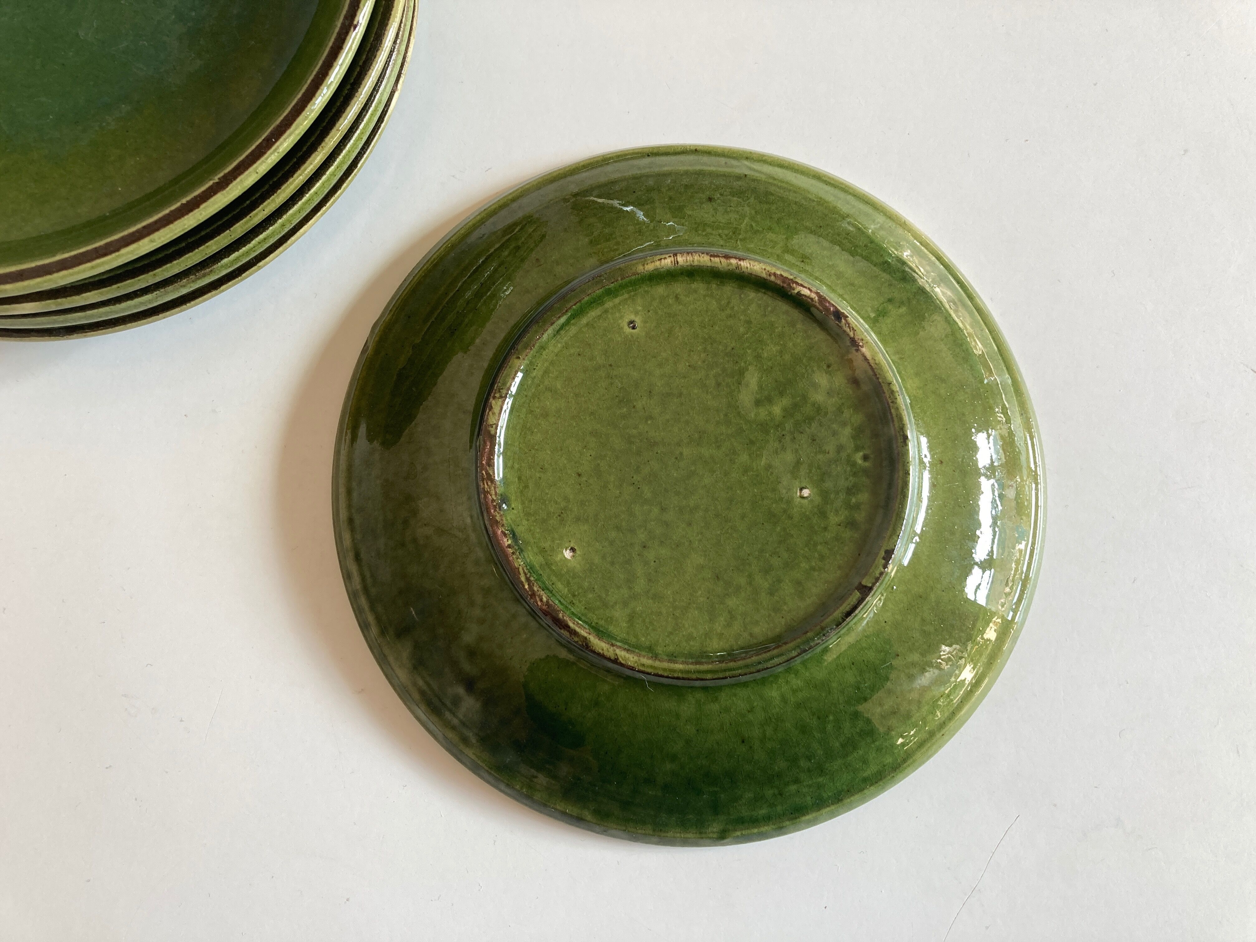 Set 5 plates flat caps dessert in green glazed earth 1960