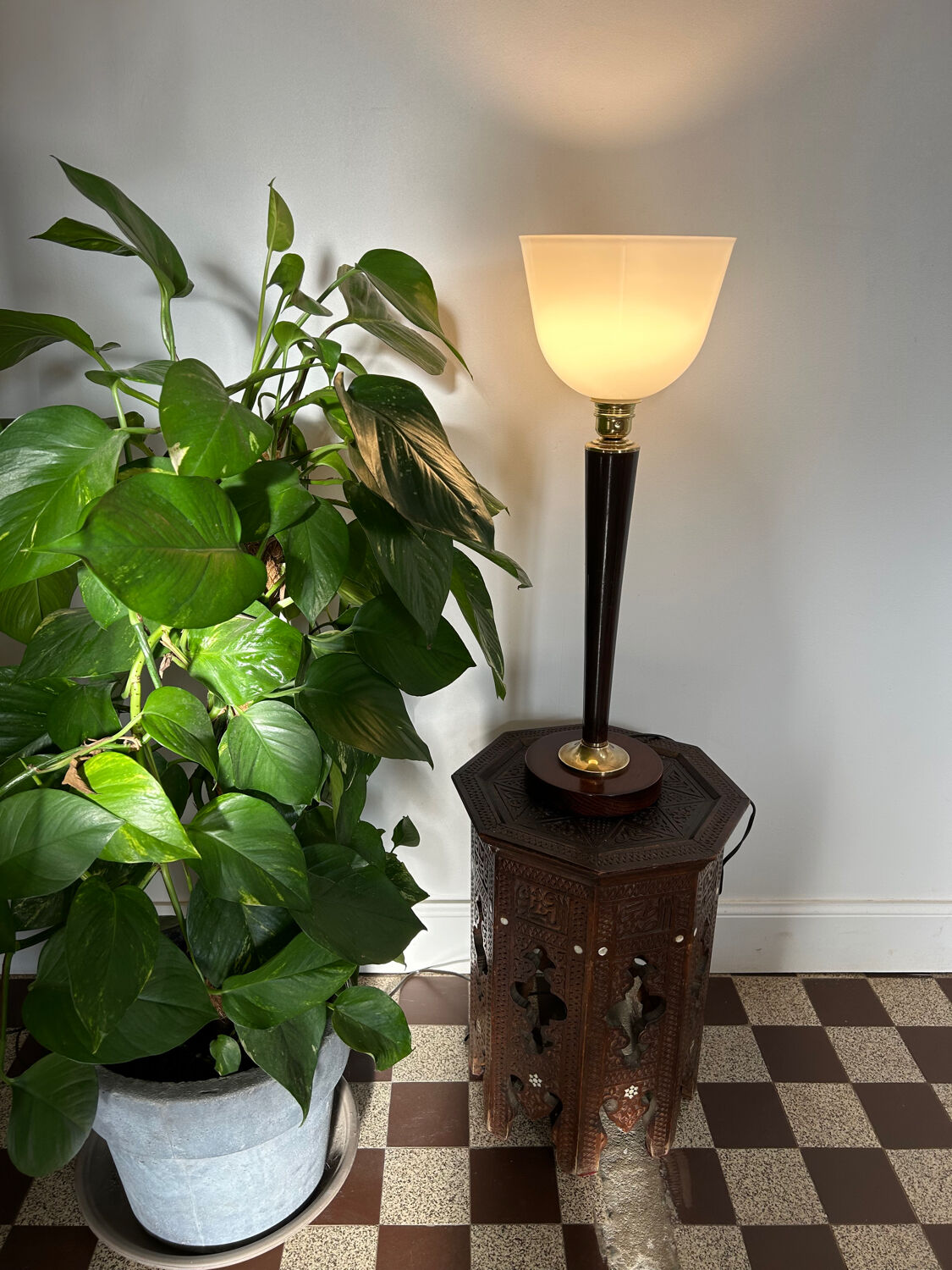 Art Deco lamp made of wood, brass, and opaline.