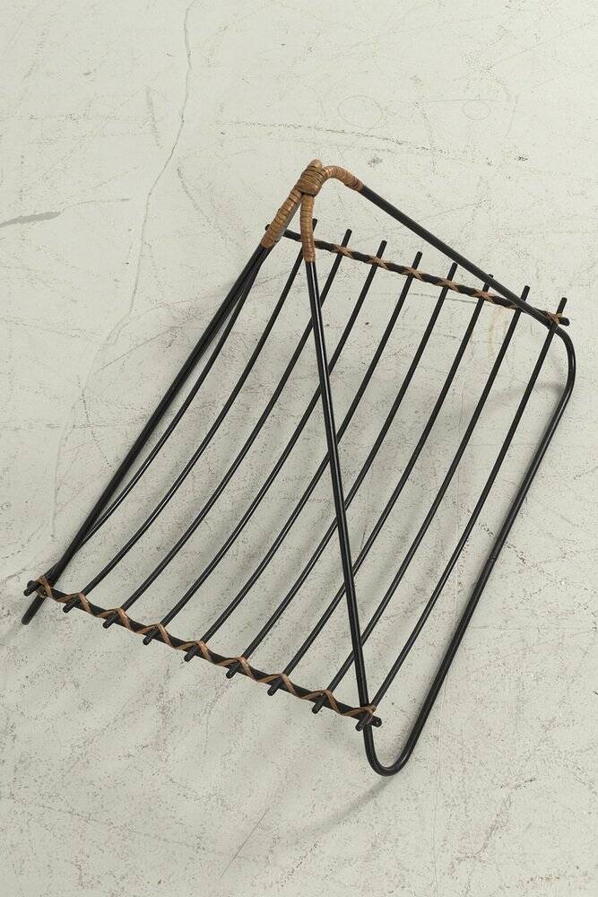 Porte-revues en rotin vintage
