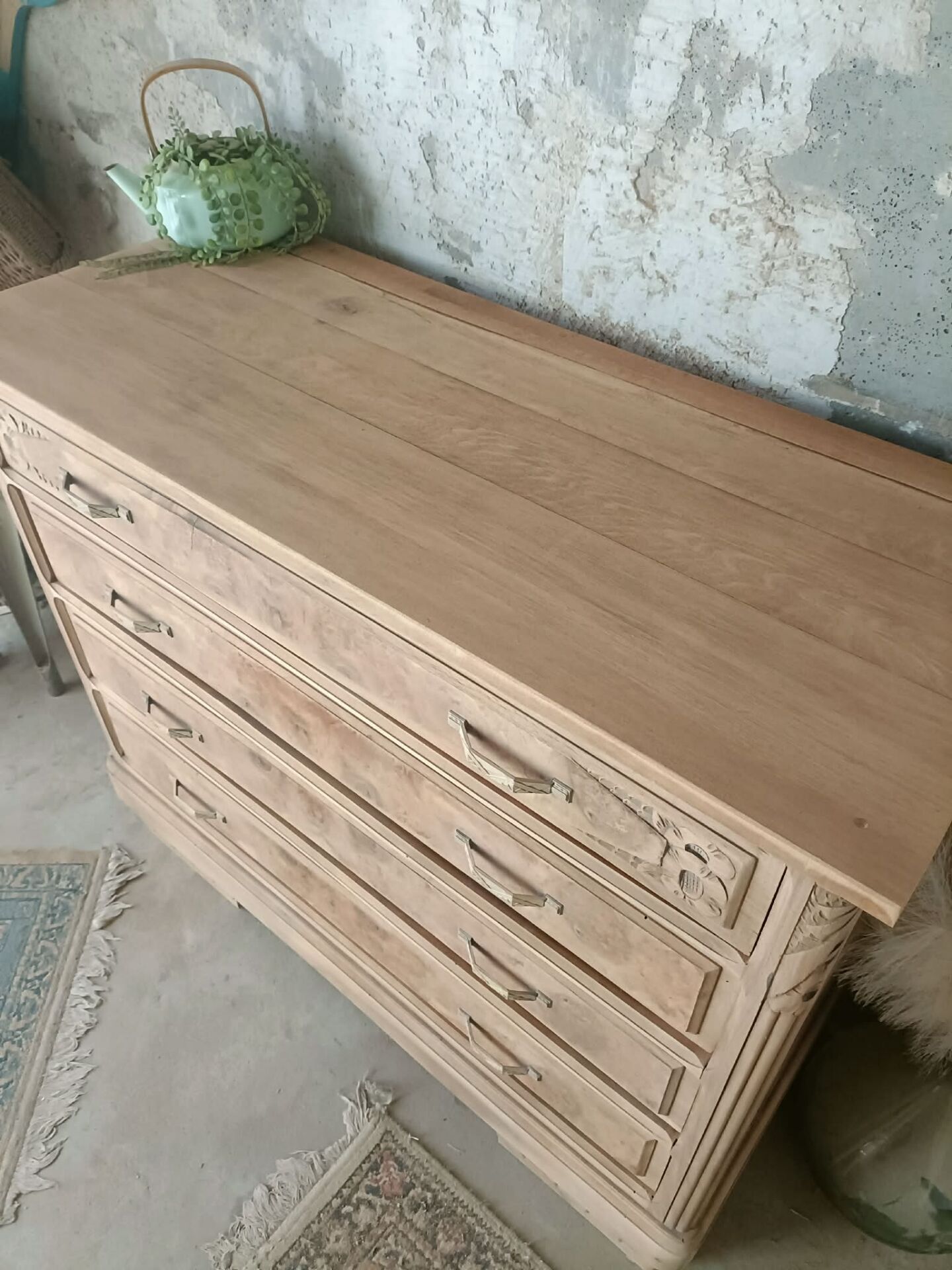 Art Deco chest of drawers