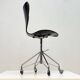 Chaise de bureau Early 3217 par Arne Jacobsen