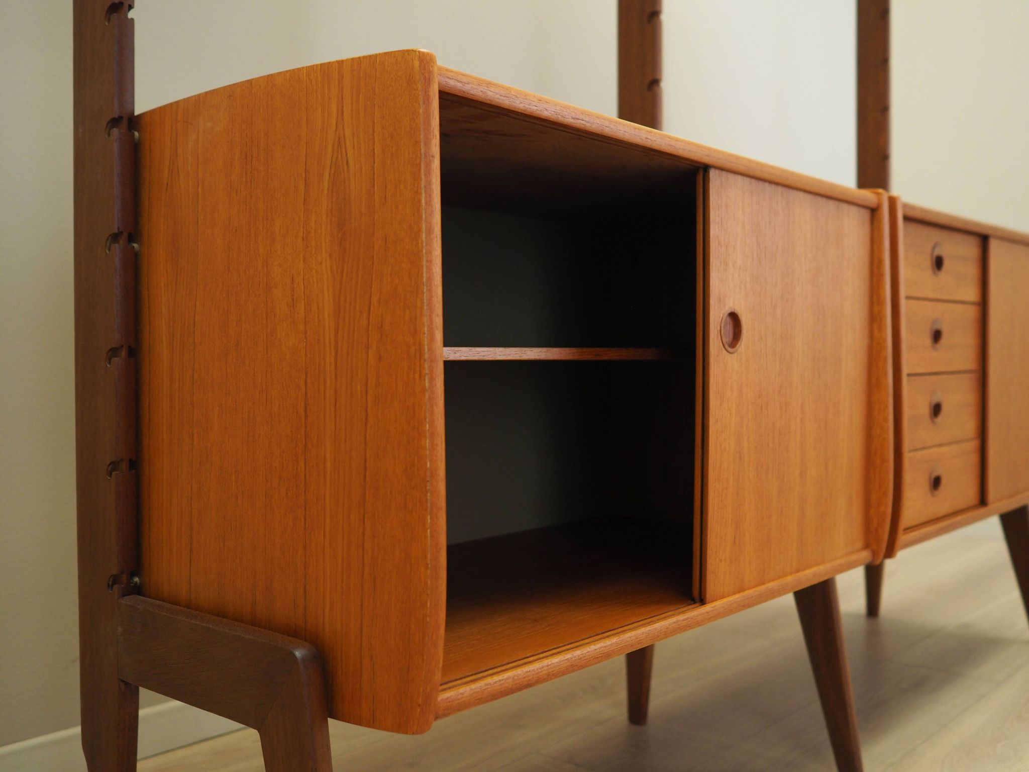 Teak bookshelf, Norwegian design, 1960s, produced by Blindheim Mobelf.