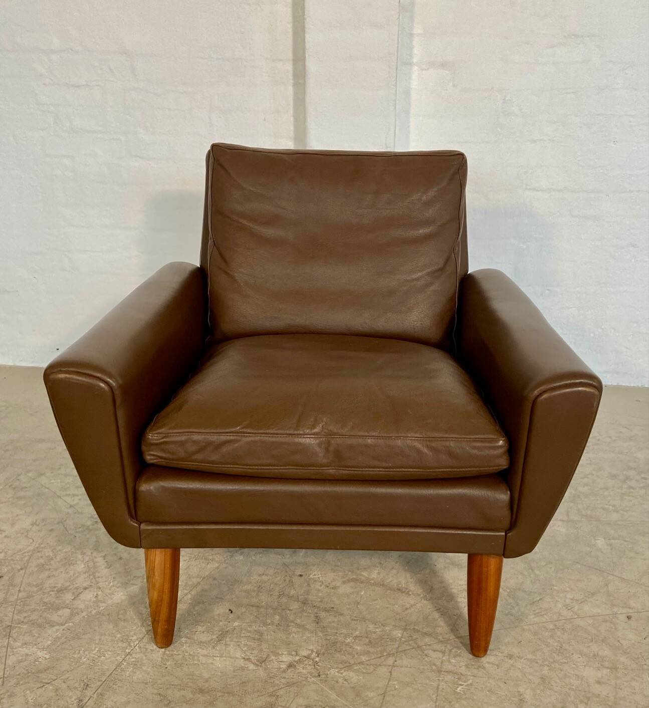 Vintage retro Danish mid-century G. Thams club chair in brown leather 60s