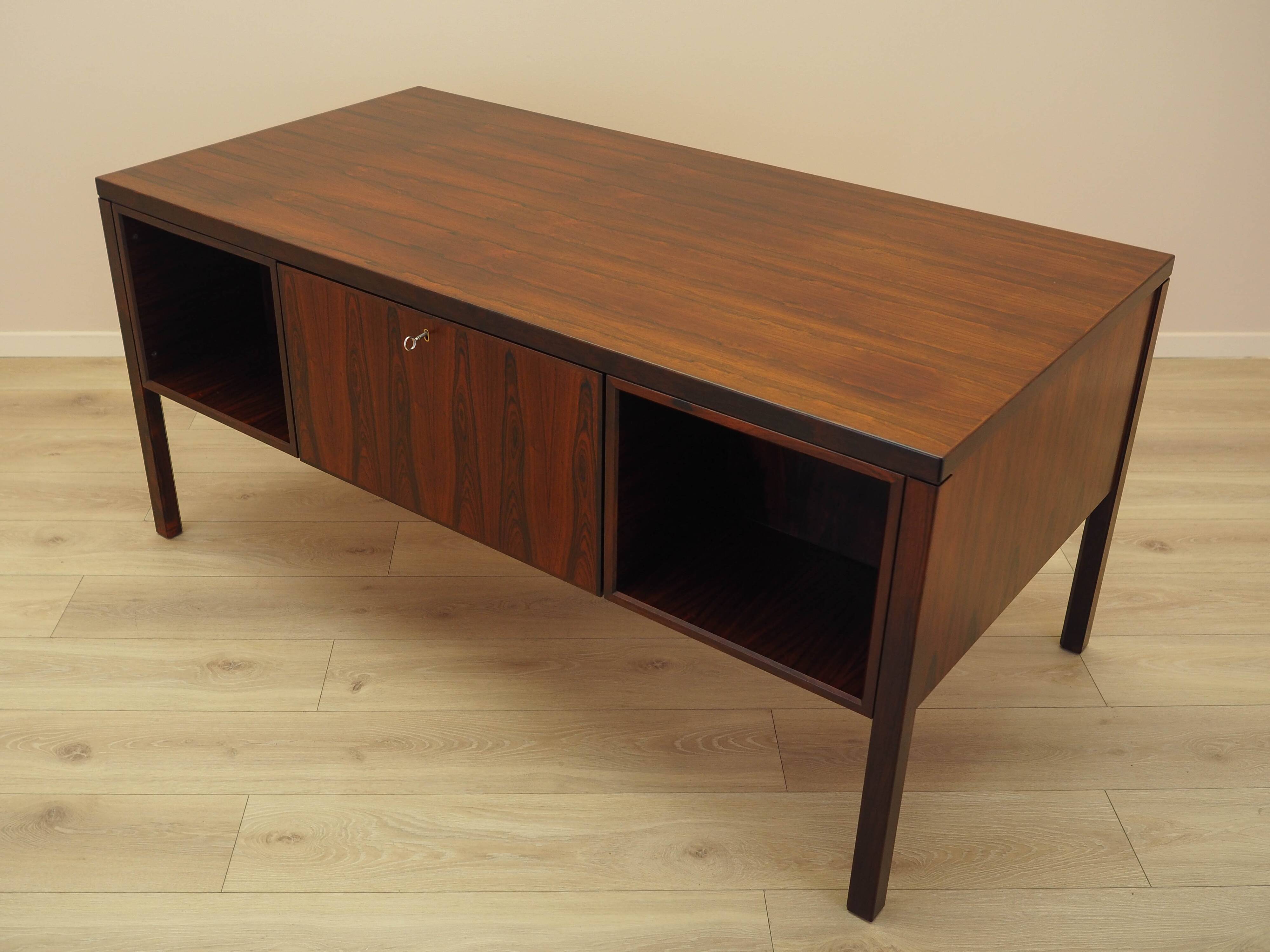 Rosewood desk, Danish design, 1970s, manufactured by Omann Jun
