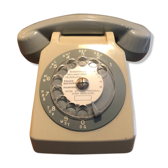 Téléphone