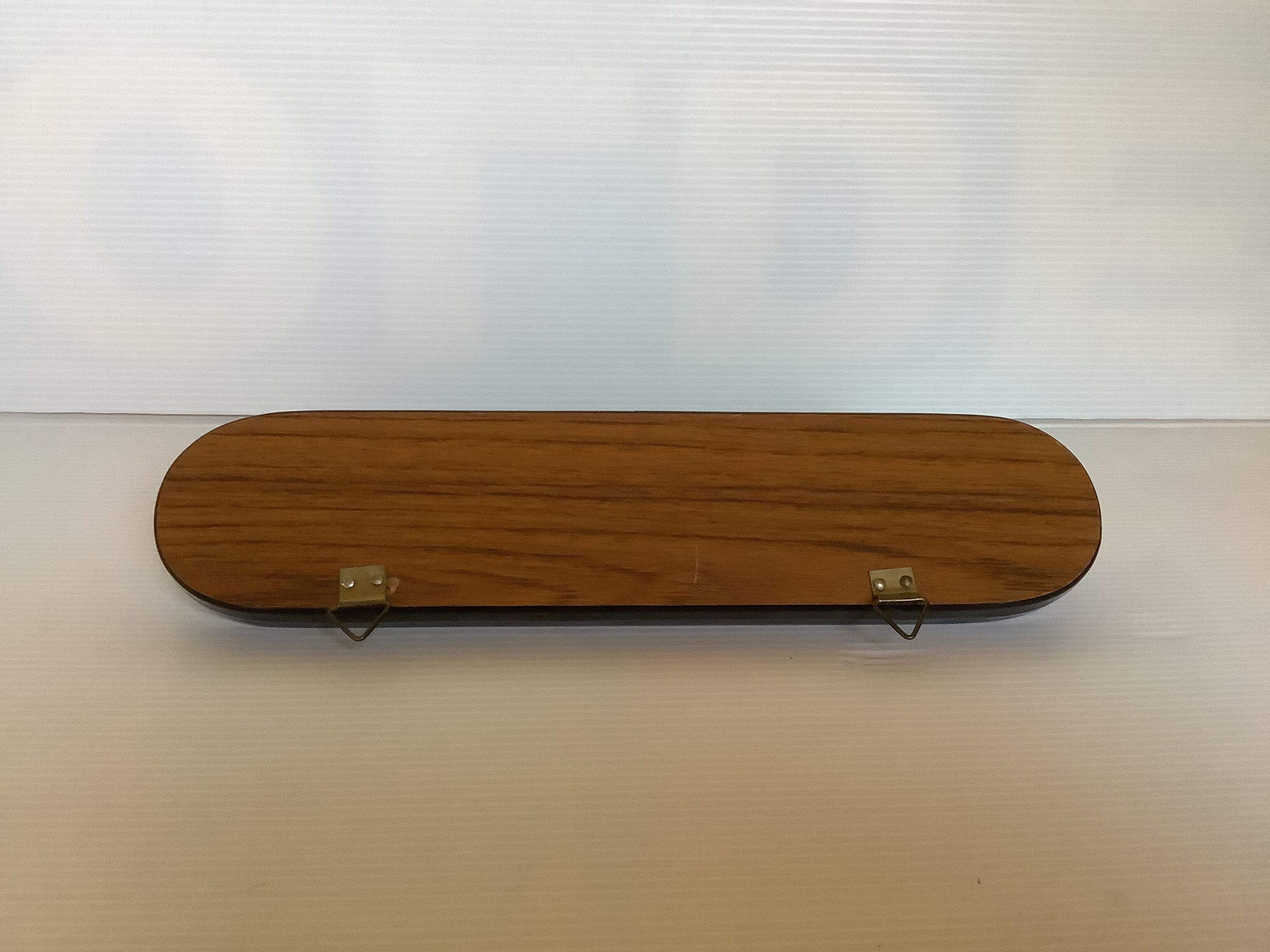 Tea towel holder in formica 3 hooks