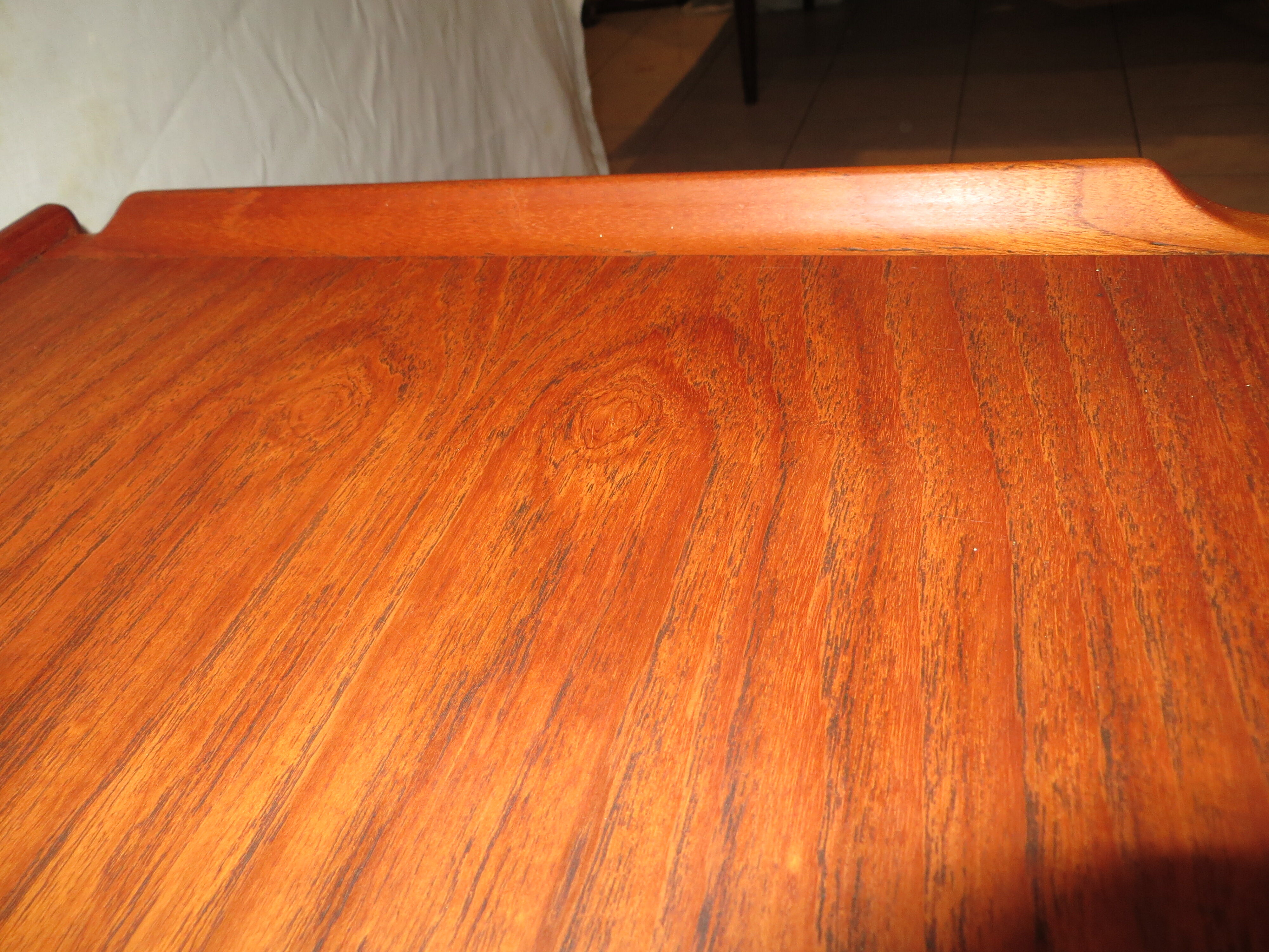 Desserte table roulante danoise en teck 1960