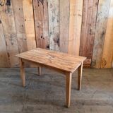 Farm table