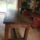 Farm table