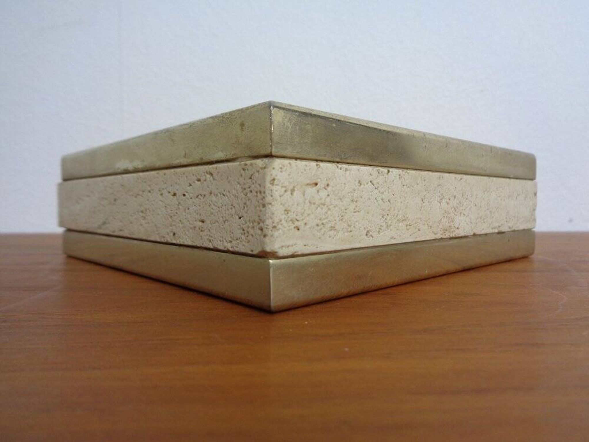 Travertine & Brass Ashtray by Fratelli Mannelli, Italy, 1970s