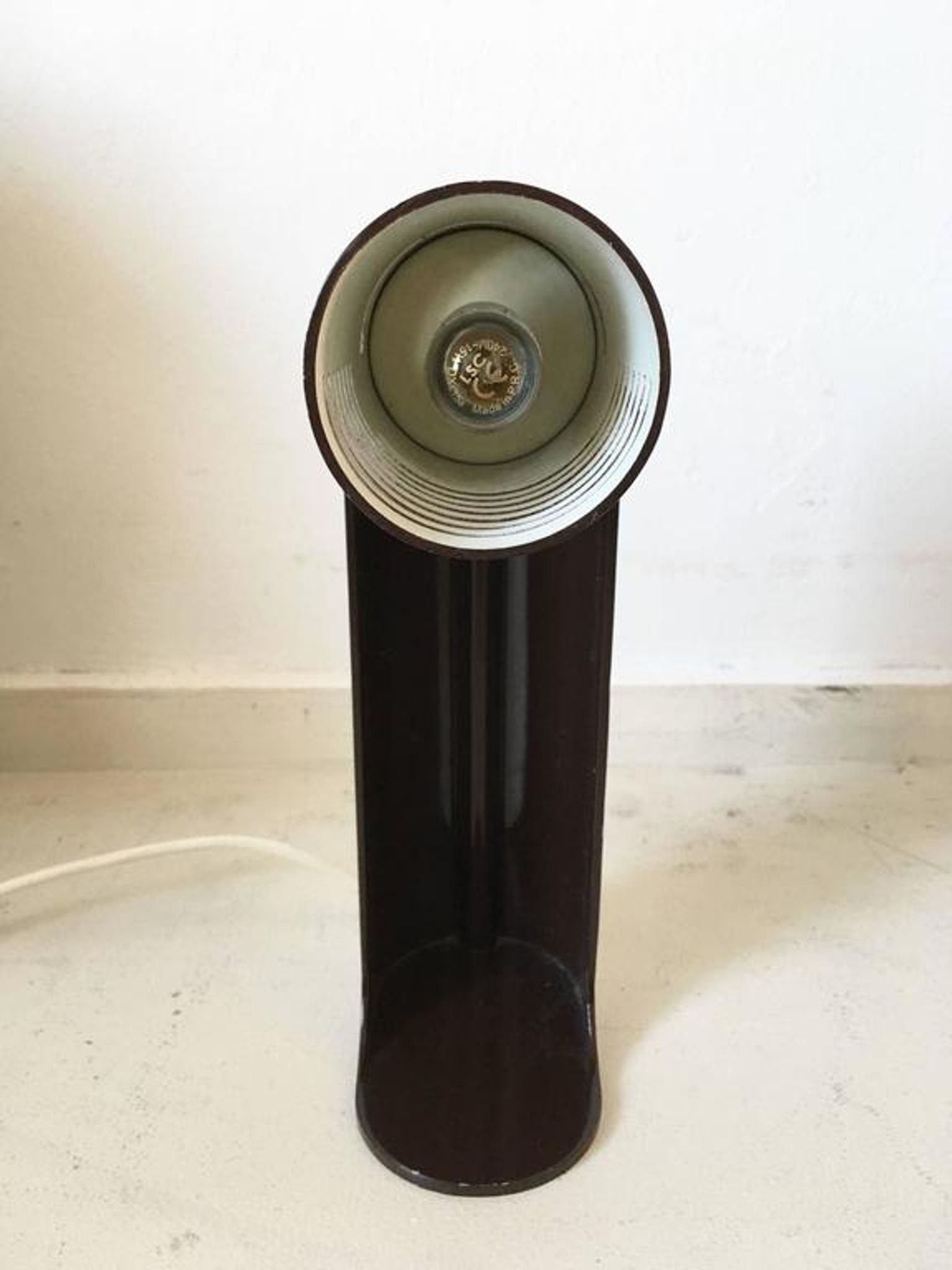 Lampe de bureau space age "Flip Top" de R. Carruthers pour Leuka 1970s