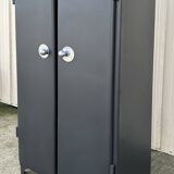 Metal kitchen cabinet, ball handles, 1950s