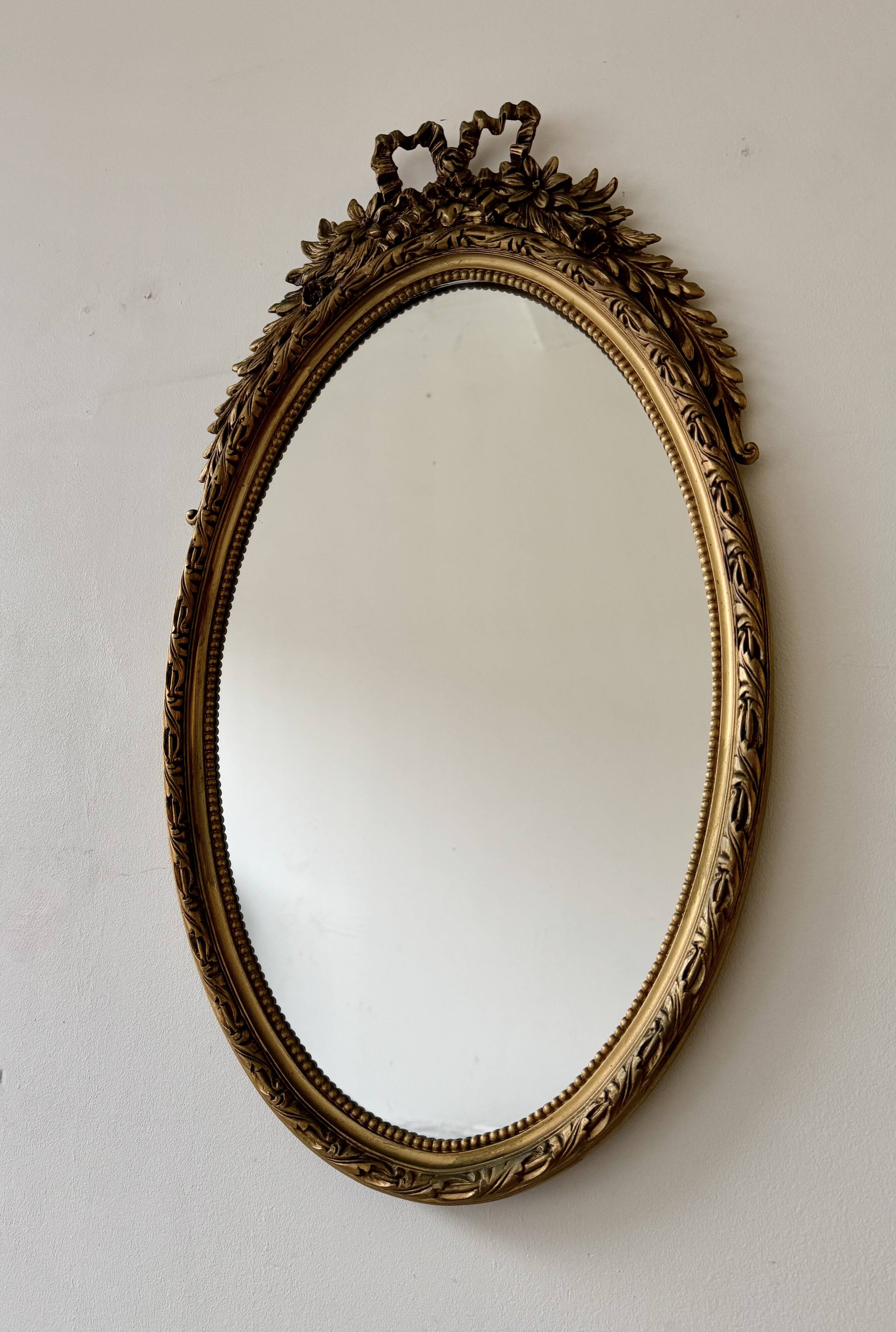 Vintage Oval Gilt Mirror